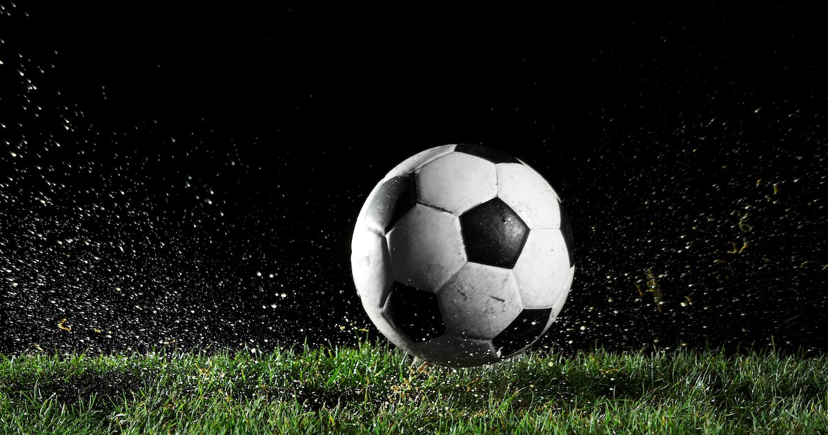 55-jarige keeper keert strafschop in vijfde klasse, Molenschot nieuwe koploper