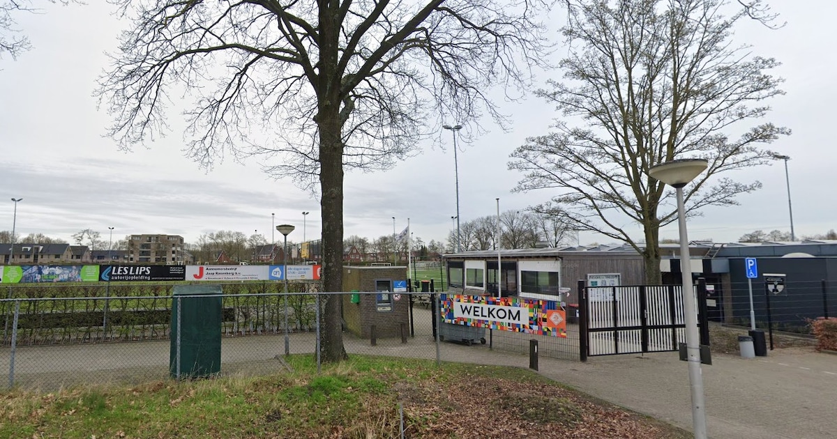 In Wagenberg, Terheijden en Lage Zwaluwe hoeven de voetbalclubs hun ‘overtollige’ velden nog niet in