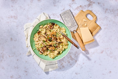 Wat Eten We Vandaag: Orzo met kip en paddenstoelen