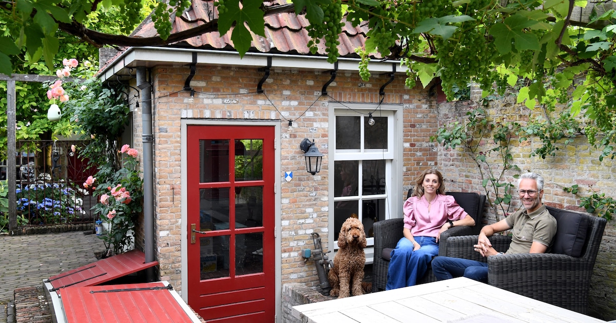 Joost (49) en Thamar (48) hebben een tuin die geschiedenis ademt: ‘Ik heb geen idee hoeveel soldaten