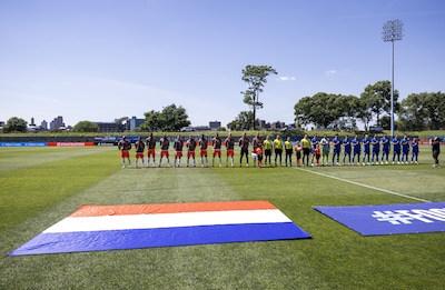 LIVE Oranje | Malen mist enorme kans om score te openen tege