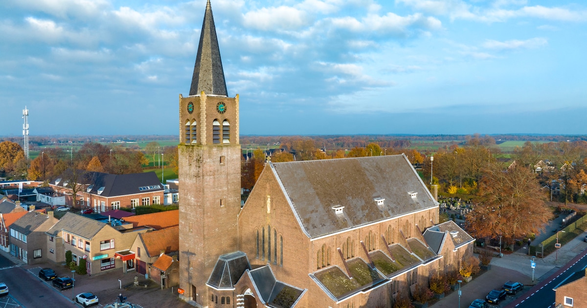 Wat gebeurt er met de kerk in Nispen nu er geen nieuw dorpshuis in komt?