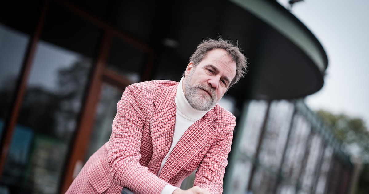 Cabaretier Dinant Duenk (55) onverwachts overleden