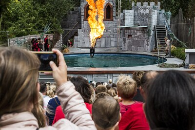 Duiker gewond bij show in Avonturenpark Hellendoorn, toeschouwers getuige
