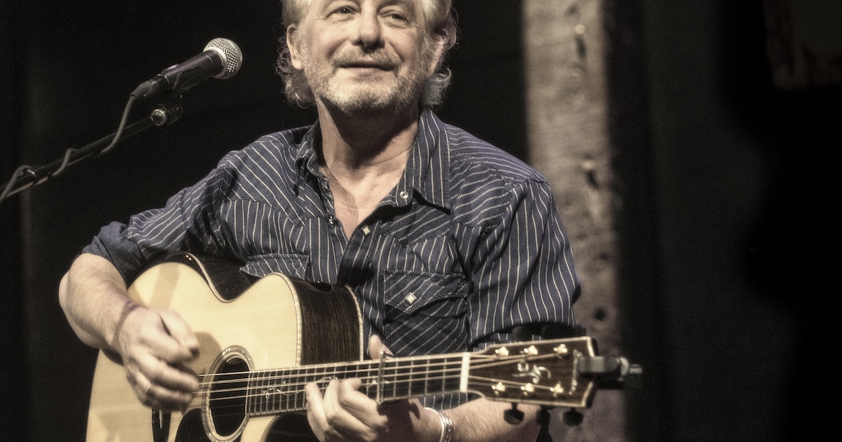 James Maddock en El Pio Popvocals brengen ‘Songs around the Campfire ...