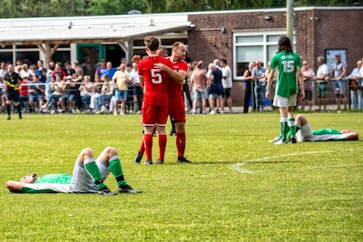 Noordhoek met de hakken over de sloot naar finale nacompetitie ten koste van DIOZ: ‘Hoe die tegendoelpunten vielen, ongelofelijk’