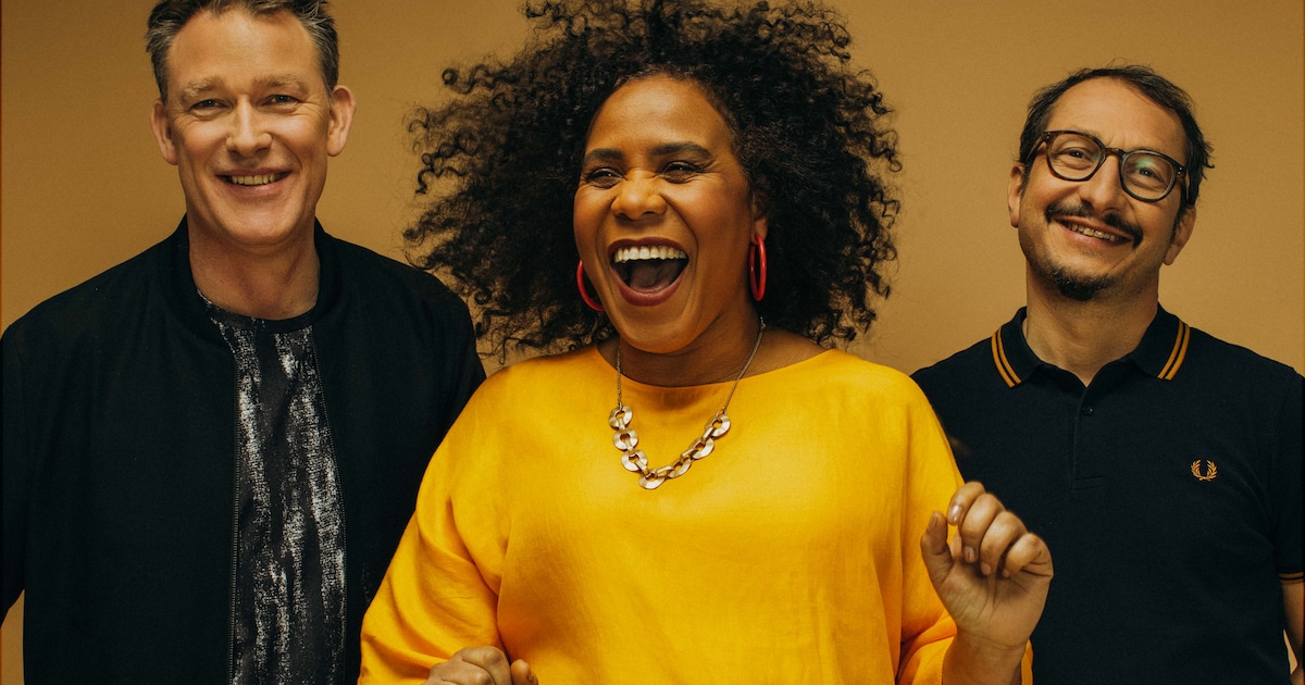 Braziliaanse en elektronische klanken komen samen tijdens concert van Zuco103 in Nieuwendijk