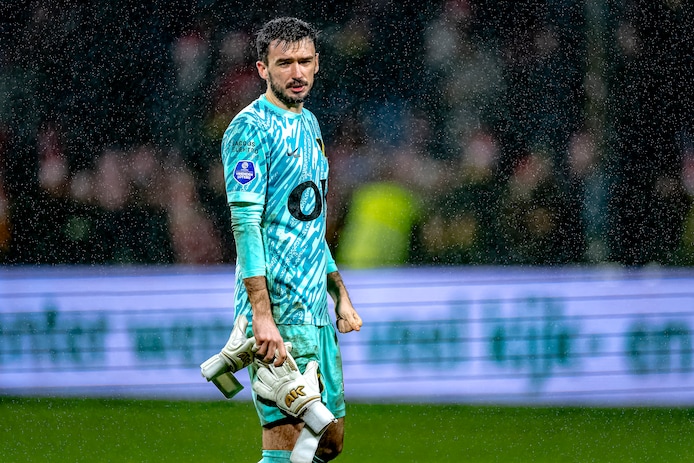 NAC-doelman Daniel Bielica zit goed op zijn plek bij NAC.