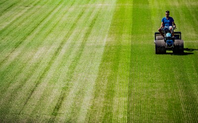 Oranje Wit in Dordrecht krijgt nieuw kunstgrasveld