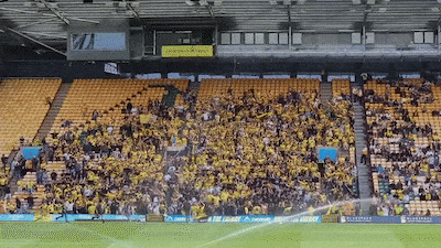 NAC-fans maken indruk in Norwich, en dat levert mooie beelden op