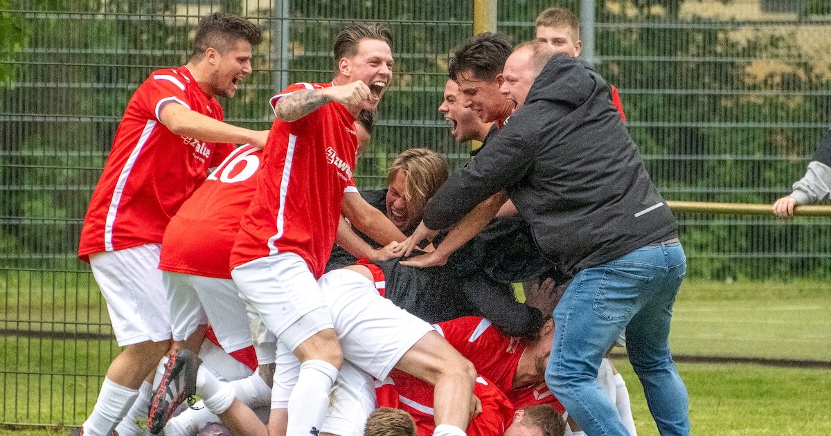 VCW passeert op de valreep Sprundel en speelt nacompetitie: ‘We gaan nu eerst een feestje vieren’