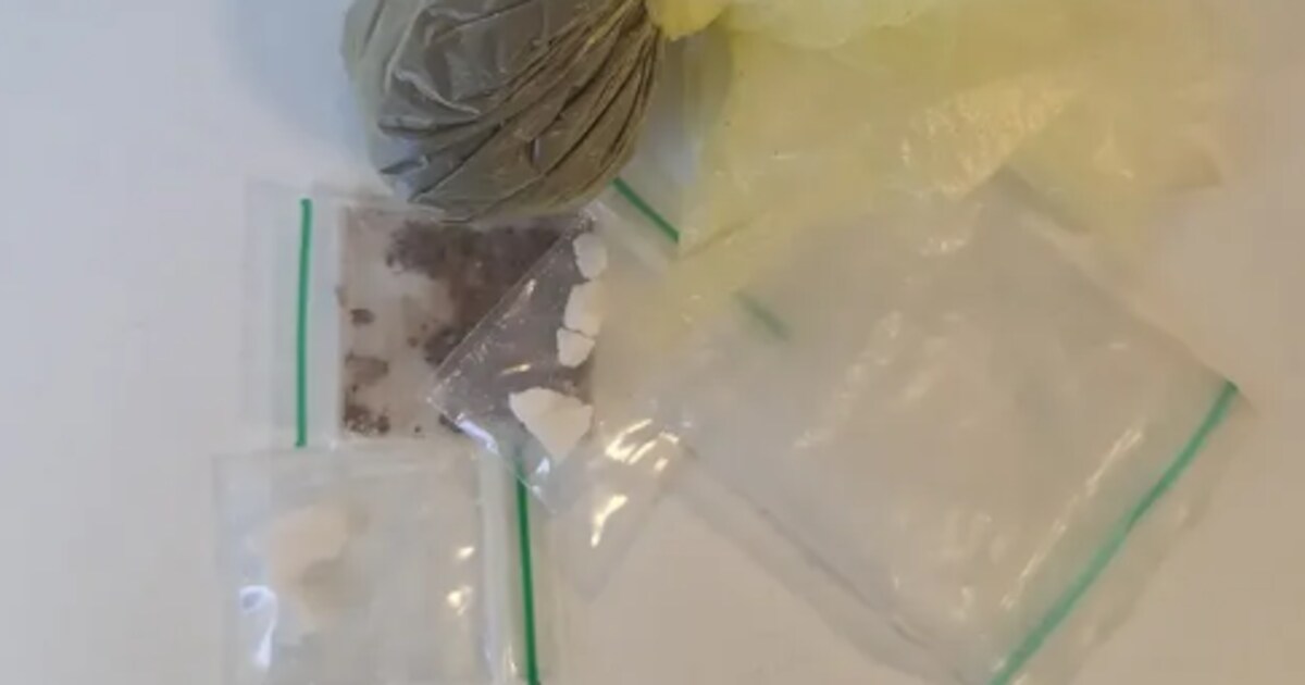 Agenten betrappen drugsdealer op heterdaad en zetten taser in