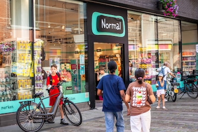 Normal in Bergen op Zoom is open en wij namen een kijkje