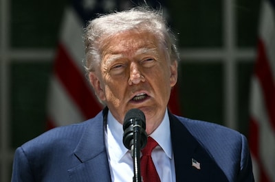 Donald Trump: Straat van Hormuz gaat weer open, Iran ontkent vrije doortocht