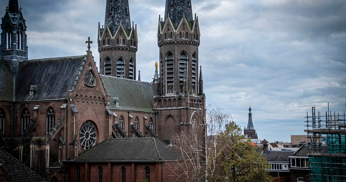 Oh stille nacht zo vol van vrede; nachtmis in de Heuvelse kerk