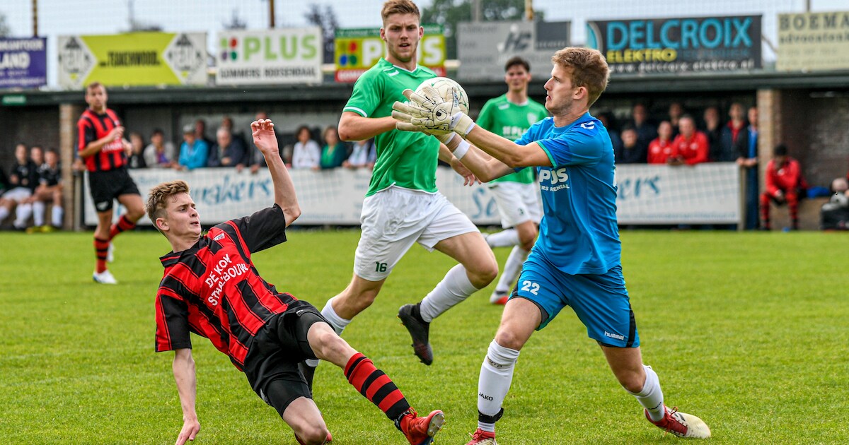 HSC’28 laat koploper Vogelwaarde flink bibberen, METO wint in nieuw doelpuntrijk duel: ‘Typerend voo