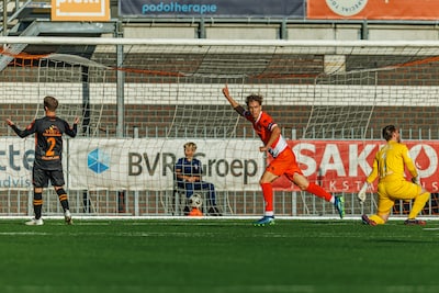 Van controleur naar box-to-box: RBC-middenvelder scoort in klinkende zege op Achilles Veen