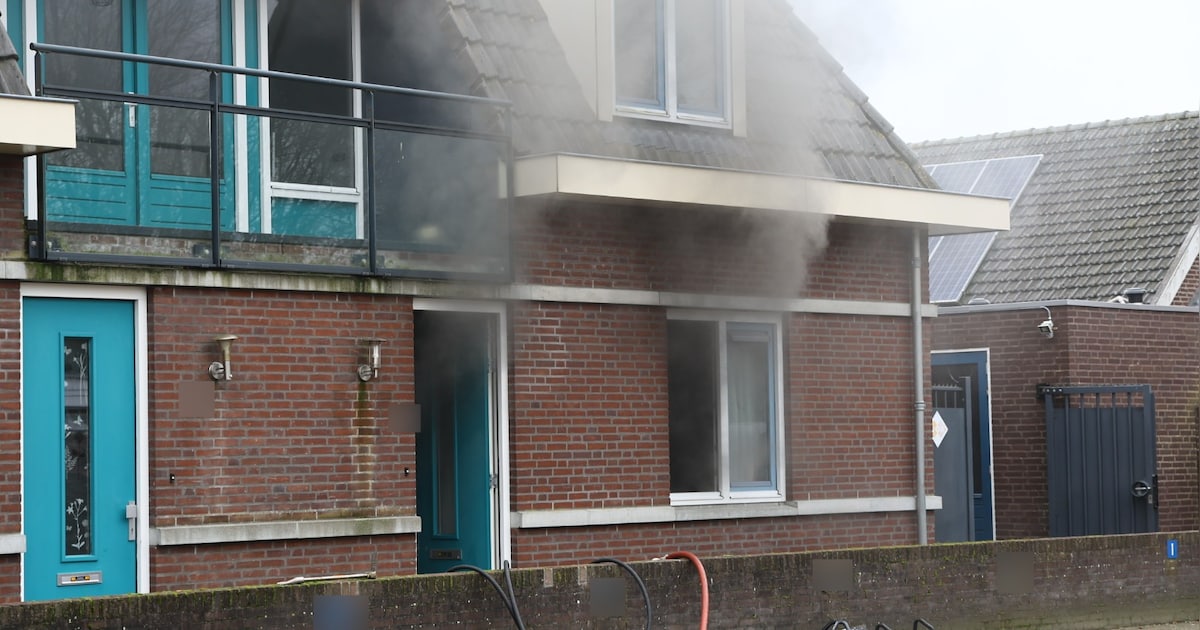 Woning vat vlam: flinke rookschade