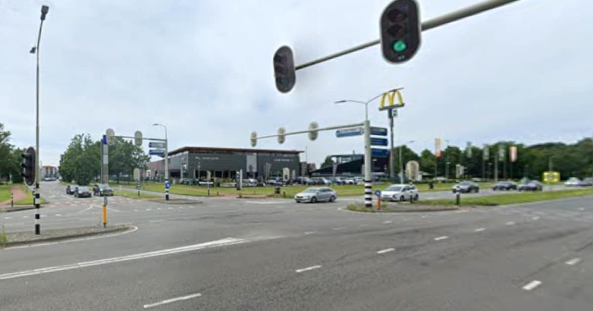 Hier rijden dagelijks gemiddeld 200 mensen door rood, nu staat er op deze kruising in Breda een flit