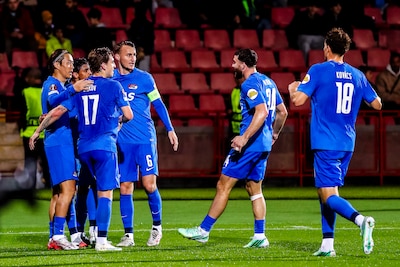 LIVE Europa League | AZ maakt er vier in Yerevan, Patati uitblinker met twee goals en assist op Meerdink