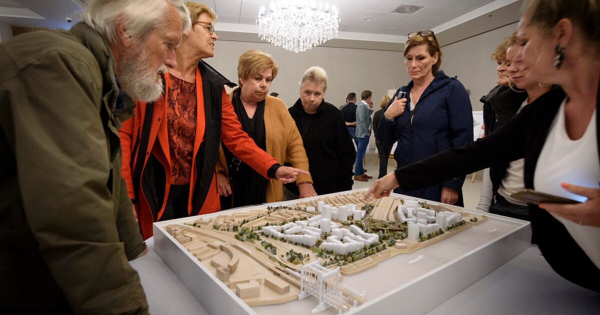 Bewonersavond over ontmoetingsruimte, huisartsenpraktijk en huizen in Goudswaard-Oost | Hoeksche Waa