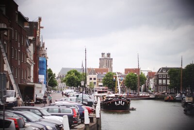 6 x hier snappen mensen buiten Dordrecht niets van