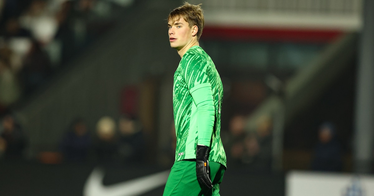 AZ-talent stopt op 19-jarige leeftijd met profvoetbal: ‘Plezier verdween langzaam’