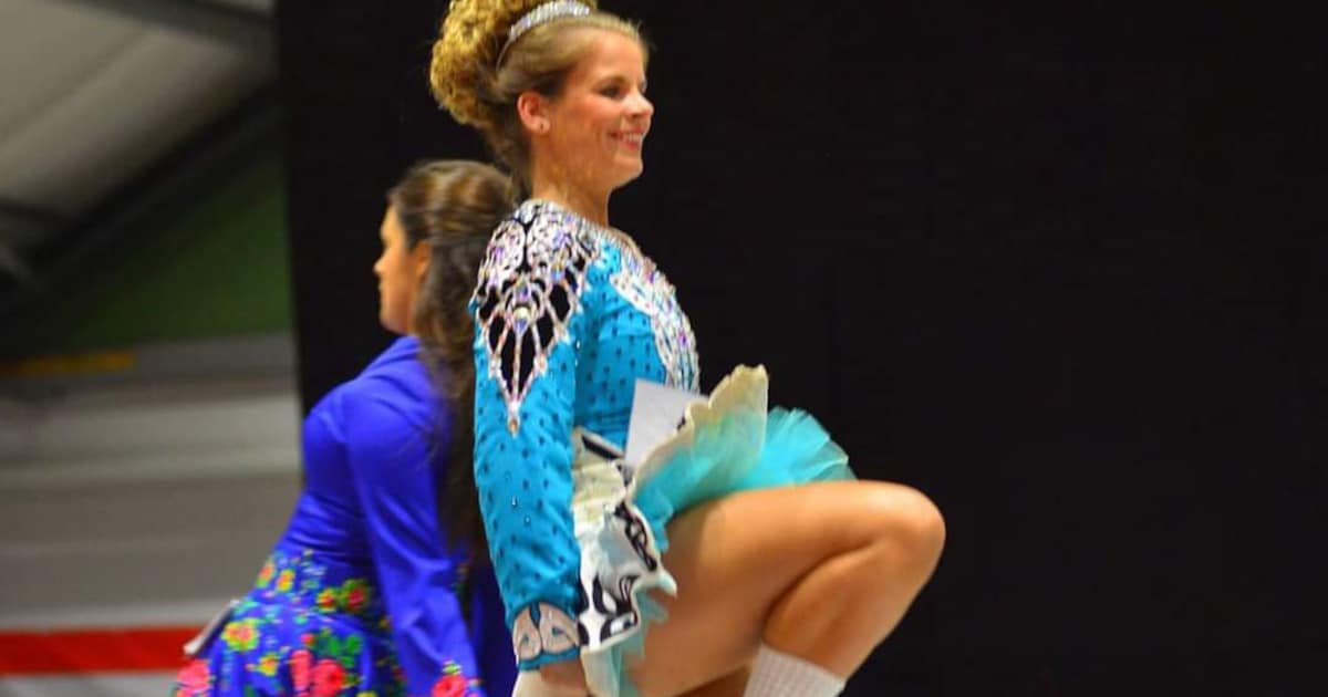 Ineke uit Hoedekenskerke is kampioen Ierse dans (en dat werd ze op kapotte schoenen)