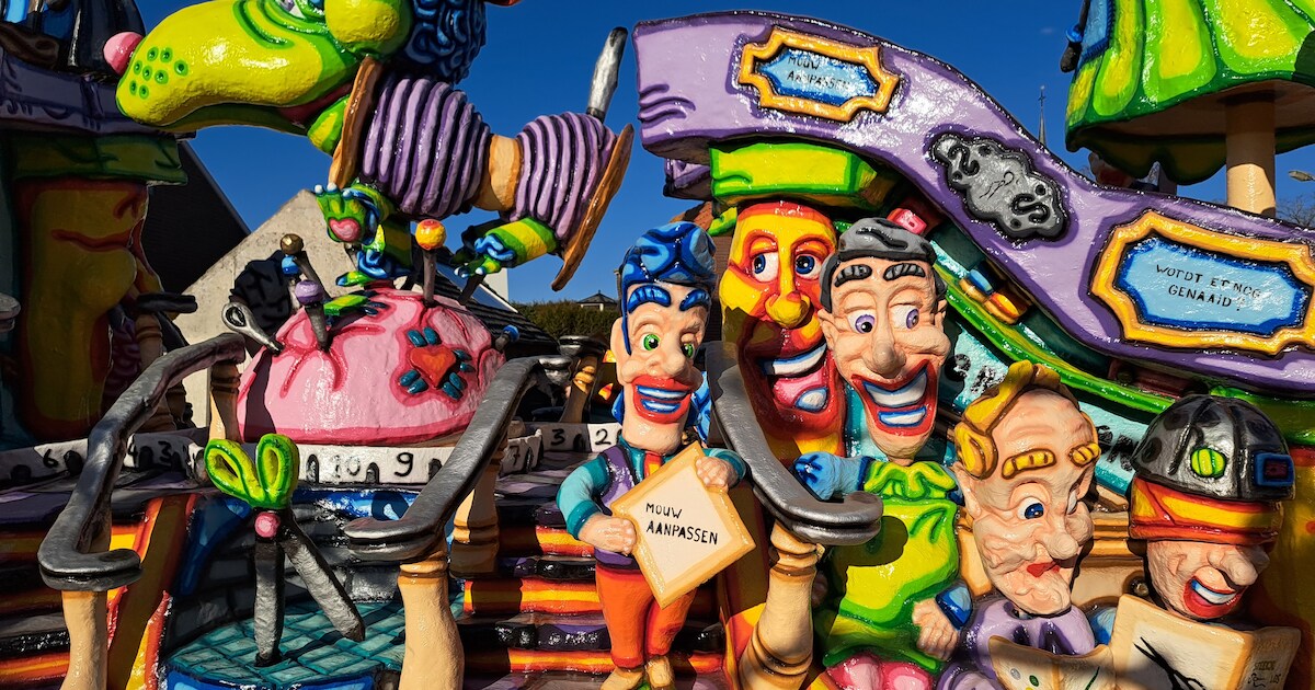 De carnavalsoptocht in Vogelwaarde: ‘We willen het stokje doorgeven en dan kunnen wij ook eens langs