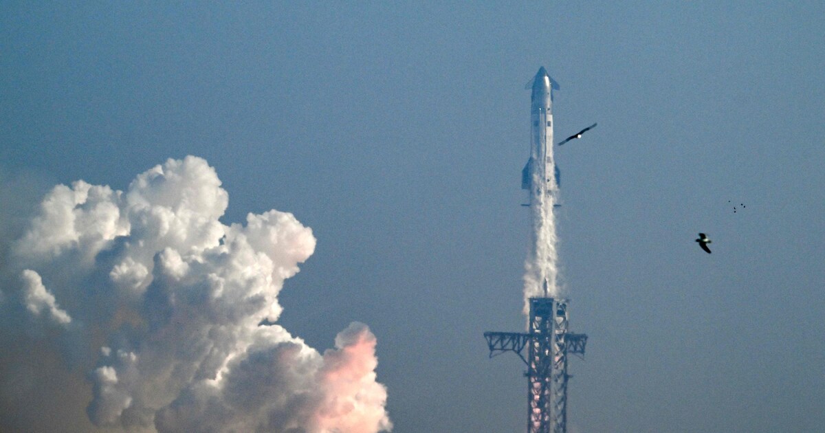 Raket Starship van Elon Musks SpaceX nu wel succesvol gelanceerd ...
