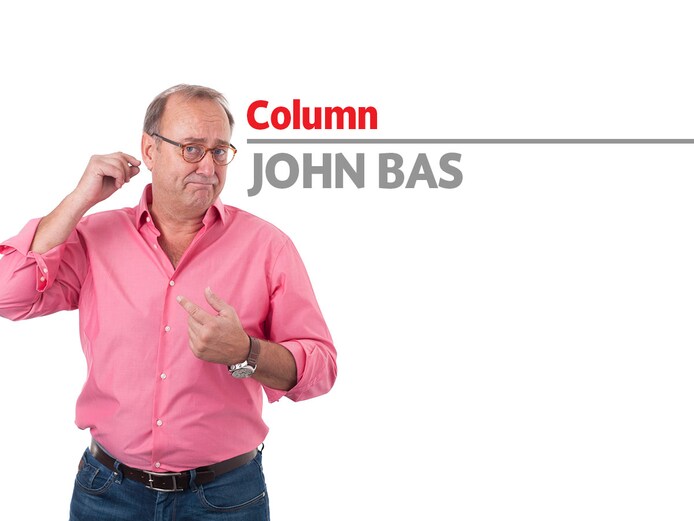 Columnist John Bas verbaast zich over de ongekende felheid waarmee dé politiek wordt besproken.