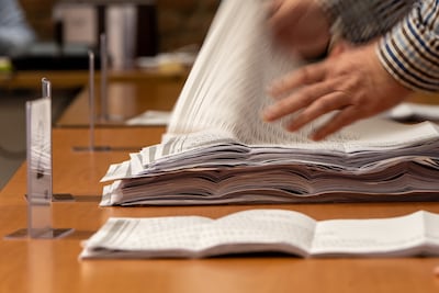 Hertelling op vijf stembureaus in Oosterhout: zoals het er nu naar uitziet blijft zetelverdeling gel