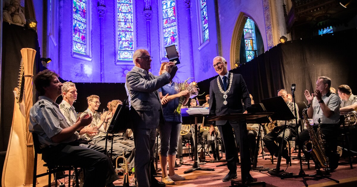 Koninklijke Erepenning voor 125-jarige fanfare Lamswaarde