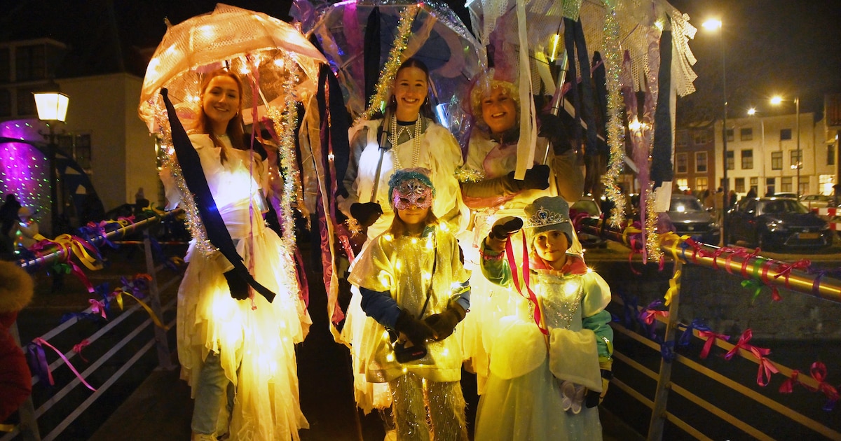 Nieuwjaarsreceptie en glinstertocht in Middelburg
