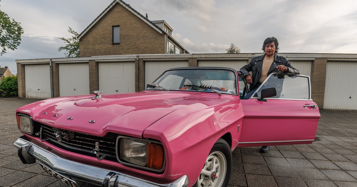 Ronald (81) wilde eigenlijk een Simca, maar rijdt al 50 jaar Ford Capri: ‘Onderweg stak iemand zijn 