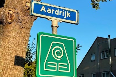 Had jij ’m al gespot? Dit mysterieuze bord dook ineens op in Breda