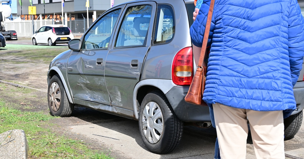 Auto’s botsen na mogelijke voorrangsfout in Breda