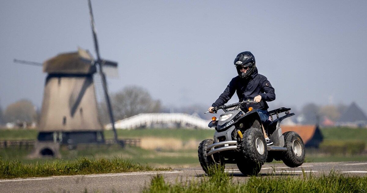 Tweetal berooft Bredanaar op bijzondere wijze van quad in Biest-Houtakker, politie tast in het duist