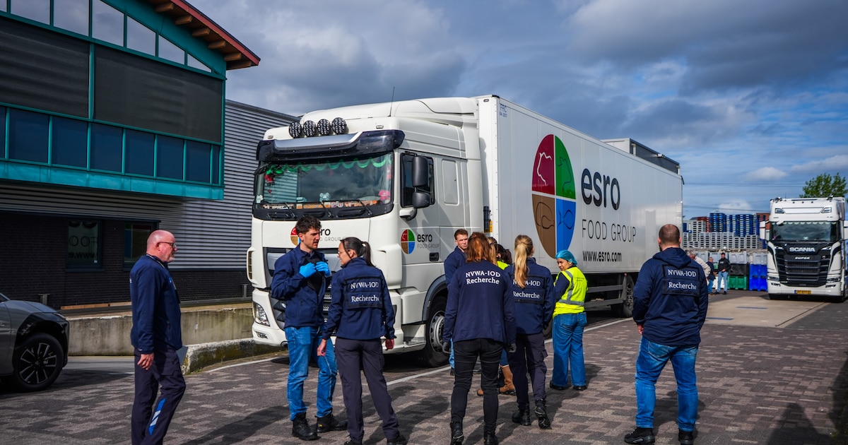 Vleesverwerker Esro uit Nuenen moet na NVWA-inval producten terugroepen: ‘Veiligheid niet gegarandee