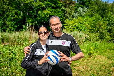 Sarina (13) en vader Khashayar (44) dromen samen van de Paralympische Spelen: 'Een Nederlands team is mijn droom'