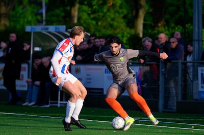 Puntenstraf, boetes en een vervelend toetje; zaterdagtak van Halsteren snakt naar het einde: ‘Kwalijk dat zoiets wordt geroepen’