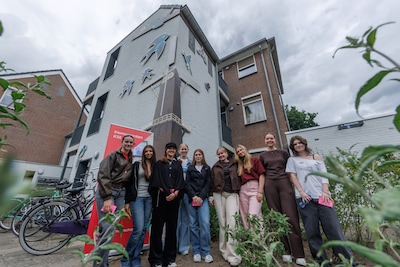 Leerlingen KSE maken kunstwerk voor woongebouw Lange Schoor van Alwel