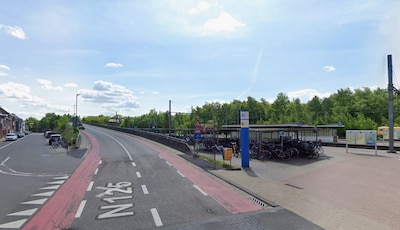 Tijdelijke omleiding aan viaduct van station Essen door werkzaamheden