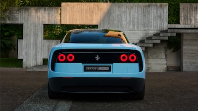 Kritiek vanuit de hele wereld, maar eerste volledig elektrische Ferrari geveild voor recordbedrag