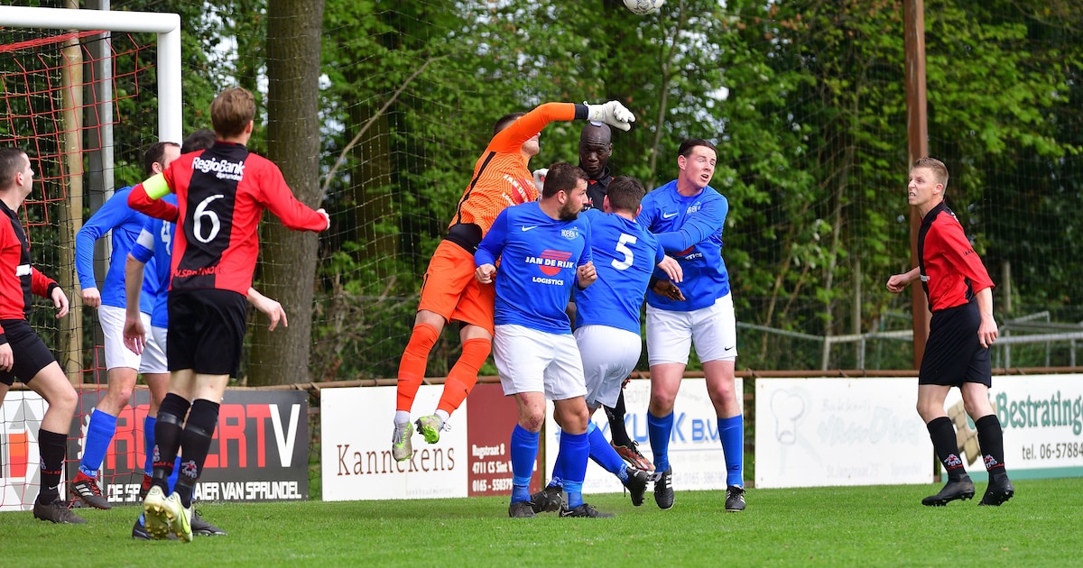 Hoeven stunt en wint mede dankzij ‘speciaal plan’ van Roosendaal: ‘Al was onze keeper ook in topvorm
