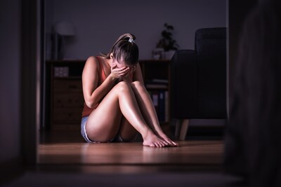 Vader krijgt jaren cel na verkrachting goede vriendin (17) van zijn zoon