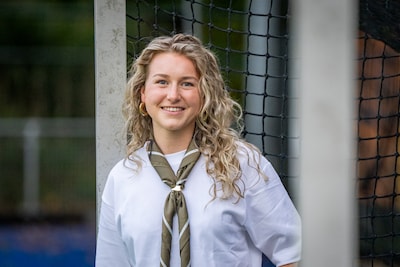 Foto bij: Lieve Verhoeven (23) is de drukste keeper van Brabant, zo combineert ze hockey met een studie geneeskunde