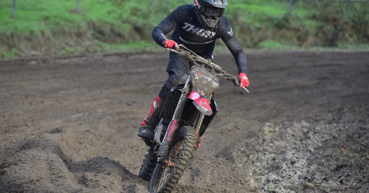 Twee maanden had Niels zijn motor, nu is hij alles kwijt: ‘Voor mij is nu mijn hele weekend weg’