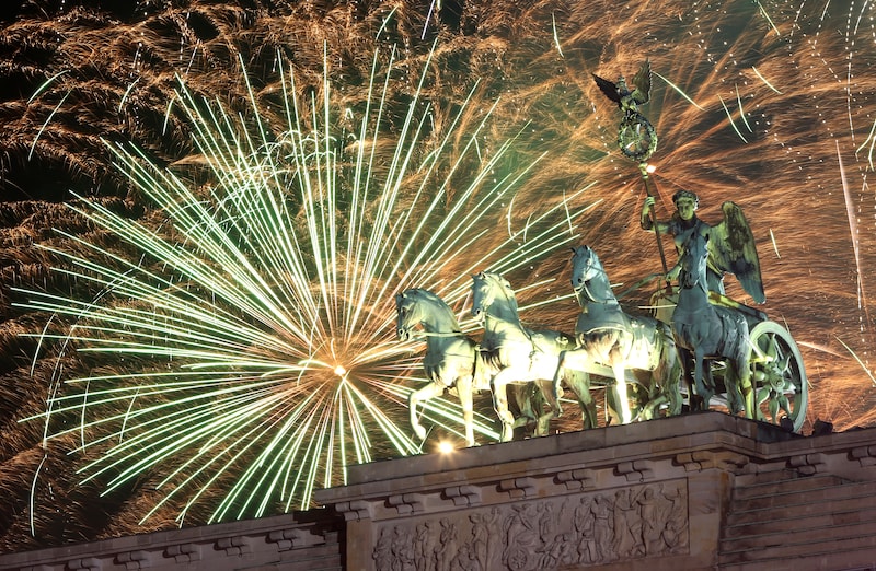 De vuurwerkshow bij de Brandenburger Tor, afgelopen jaarwisseling.
