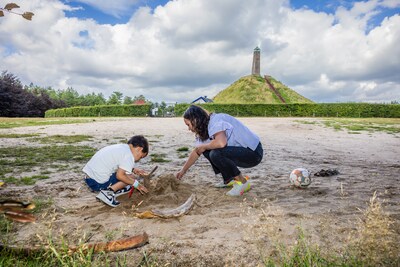 Dringend advies nadat wolf een 6-jarig jongetje probeert mee te sleuren: ‘Mijd het bos met kinderen’